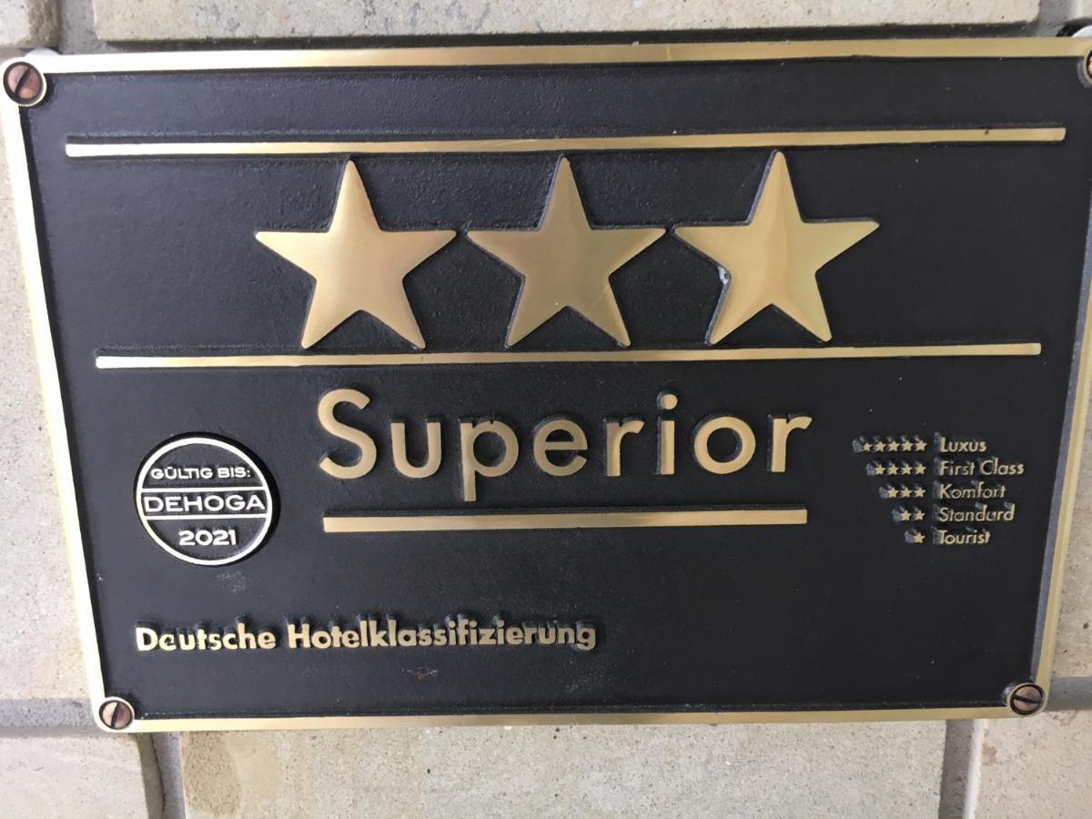 باد سالزفلن Weinhotel Atrium المظهر الخارجي الصورة
