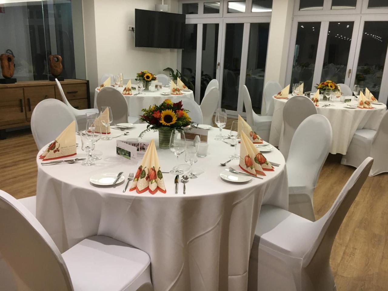 باد سالزفلن Weinhotel Atrium المظهر الخارجي الصورة
