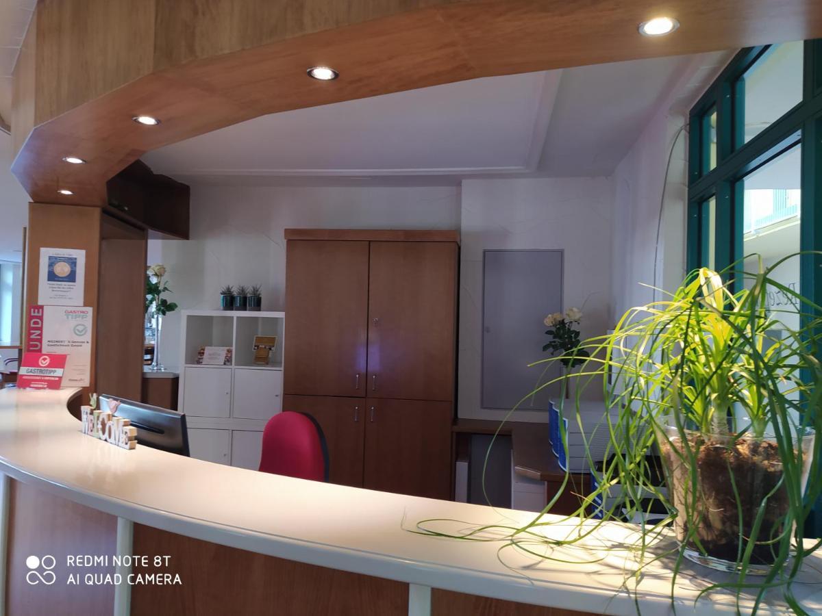 باد سالزفلن Weinhotel Atrium المظهر الخارجي الصورة